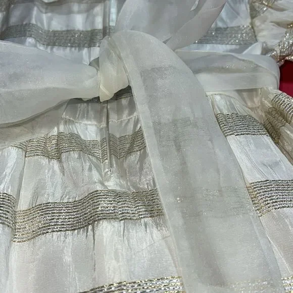 SYLVIA WHYTE for Neiman-Marcus 2T special occasion dress. Ivory, gold and silver - Picture 3 of 10